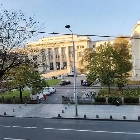 Апартаменти Ultracentral Luxury