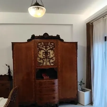 Ultracentral Luxury Apartment Bukarest