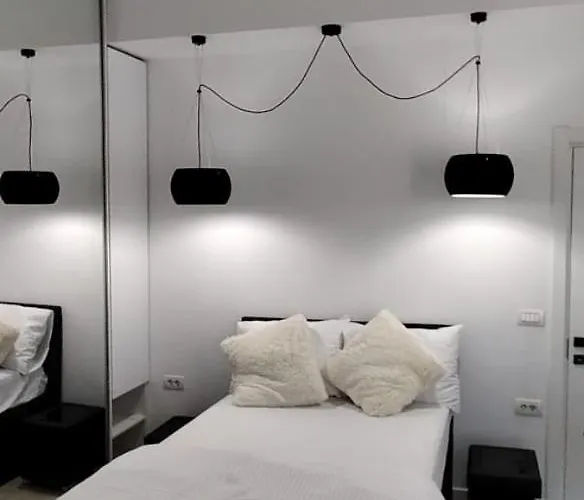 Ultracentral Luxury * Bucureşti