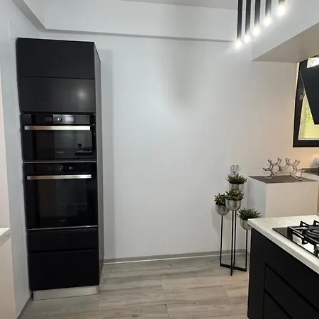 Ultracentral Luxury Апартаменти