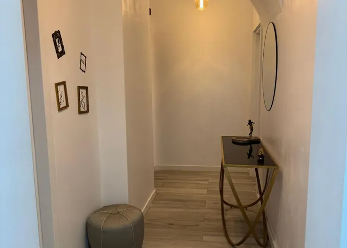 Ultracentral Luxury *